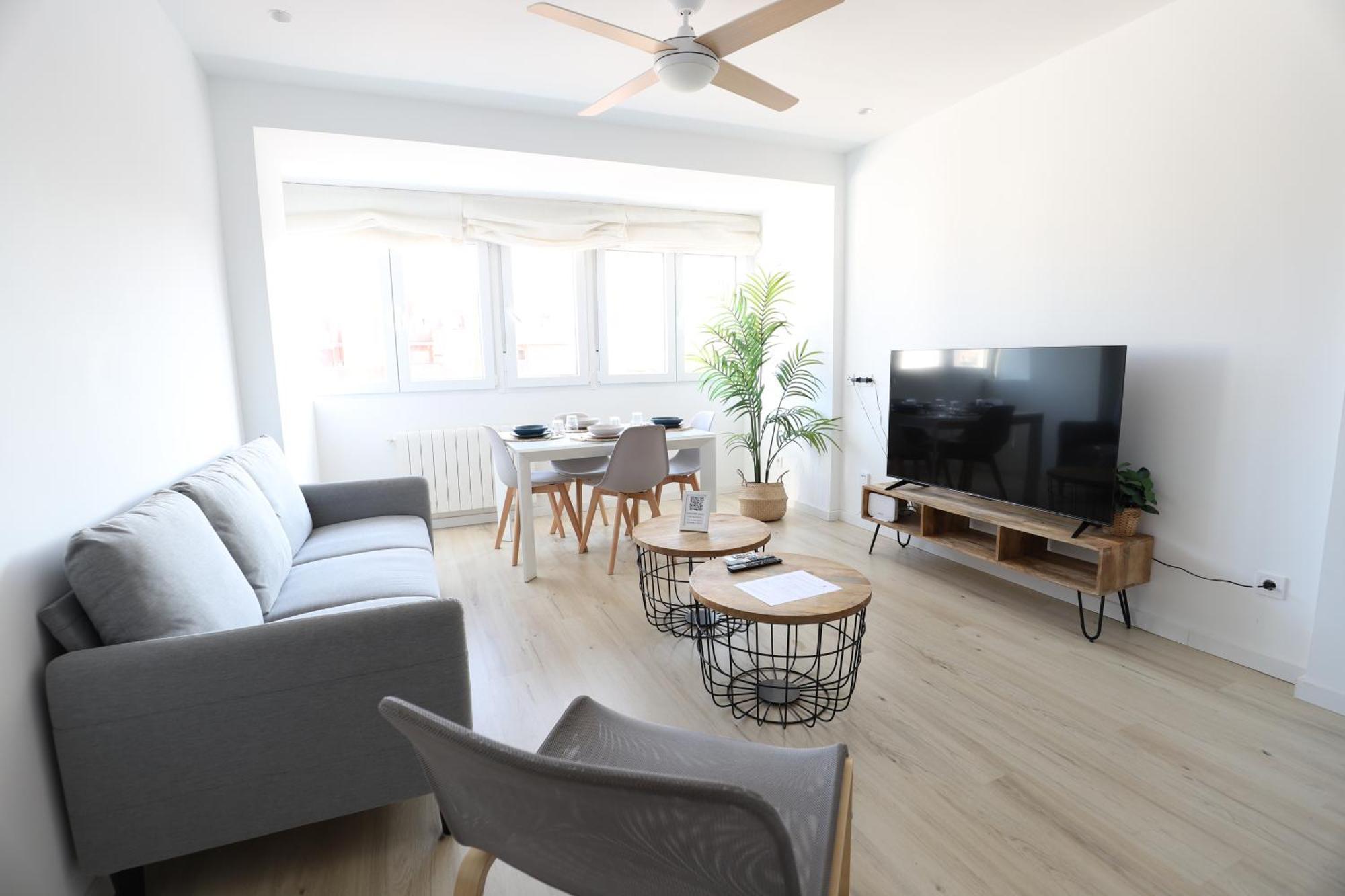 Apartment Familiar, Luminoso Y Mediterraneo By Hometels